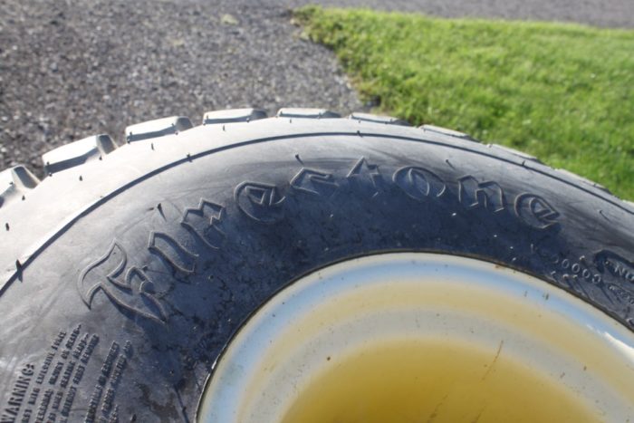 Firestone A set a 4 turf tires off of JD 5000 sieries tractor. 2-21.5x16.1 and 2- 9.5x16 - Image 8