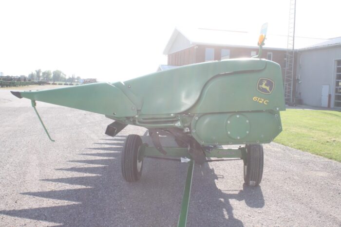 JD 612C corn head, intermeshing knifes rolls, stalk devestators, header height, contour, rowsense sensors, 2017 model, very good condition (header Carrier wagon IS NOT INCLUDED) - Image 8