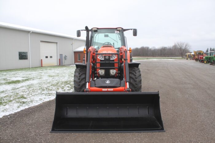 Kubota M135 GX 4wd tractor, cab, air, New M52 loader, 4 remotes, 460/85R-38, powershift. - Image 3