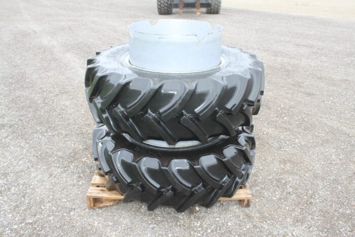 13.6x24 T-rail duals, as new - Image 2