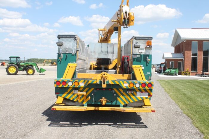 Freightliner M2 106 medium duty truck, green - Image 7