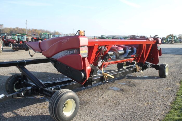 CIH 3406 6 row corn head, knife rolls, hyd deck, flagship hook up, very clean - Image 6