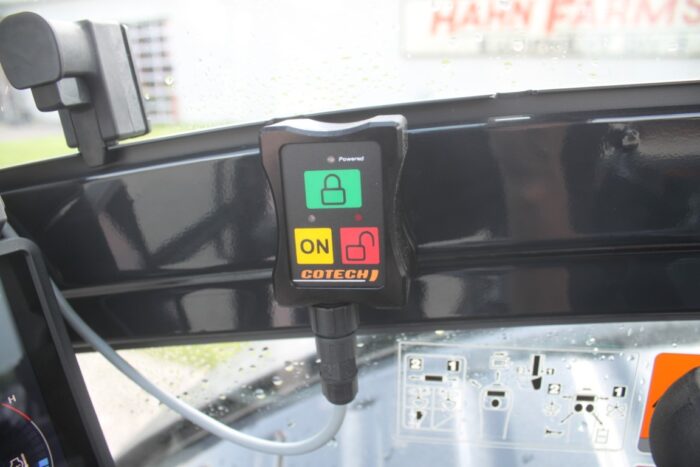 Kubota U55-5 excavator, cab/air, 2-speed, thumb, angle blade, as new - Image 18