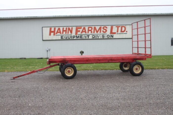 Creekbank 16' steel mesh top hay wagon