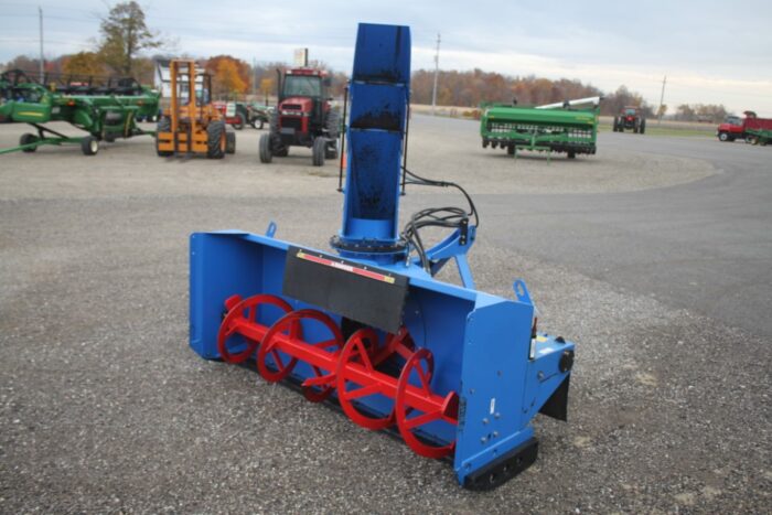Agri Metal MS 2682 7' snowblower, hydraulic turn, hydraulic deflector, poly anti-scratch cutting edge - Image 4