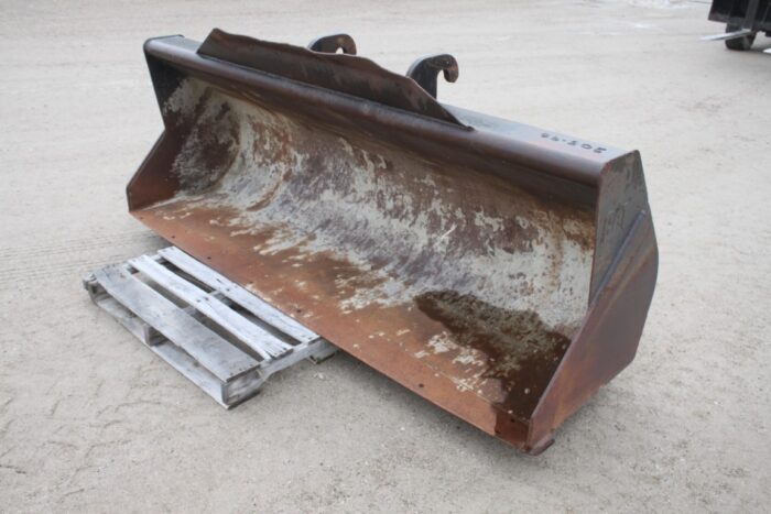 Caterpillar 92"' HD bucket to fit  CAT telehandler