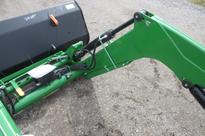 Alo New X3 (NSL) green loader, Euro QT, 83" bucket - Image 7