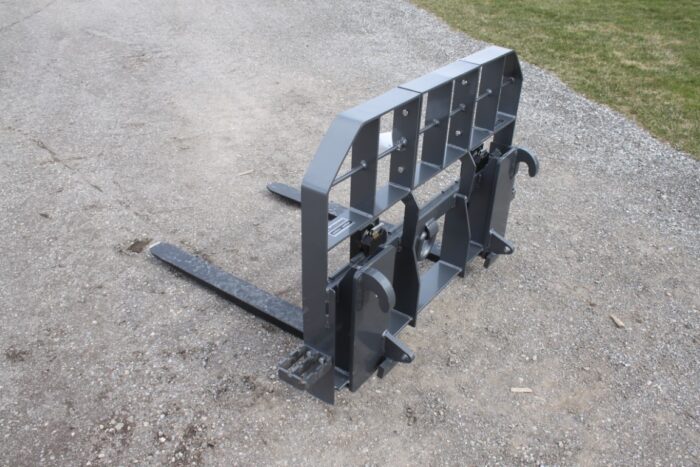 Challenger 4400 lbs deluxe pallet fork, 42" tines, Euro QT - Image 5