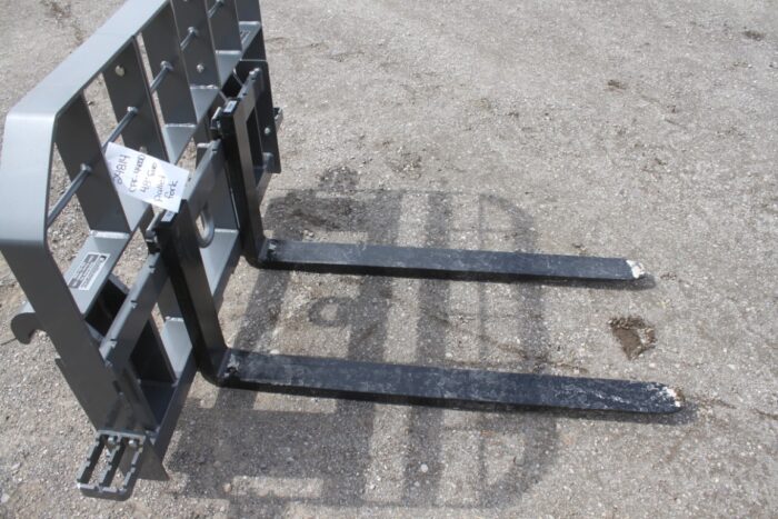 Challenger 4400 lbs deluxe pallet fork, 48" tines, Euro QT - Image 8