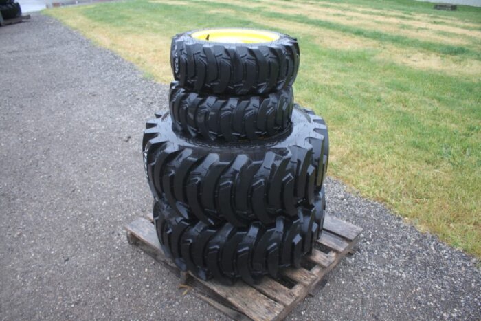 JD compact tractor wheel and tire asemblies to fit 2000R series, set of 4 - Image 2