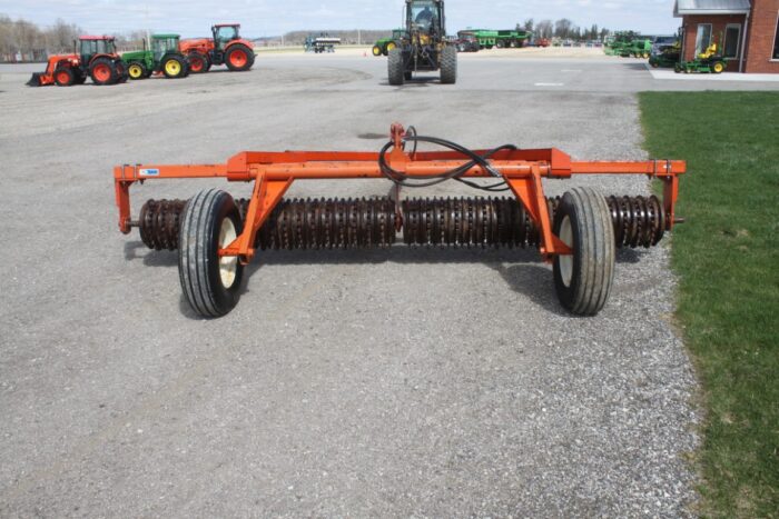 Turnco 12' hydraulic lift sprocket packer - Image 5