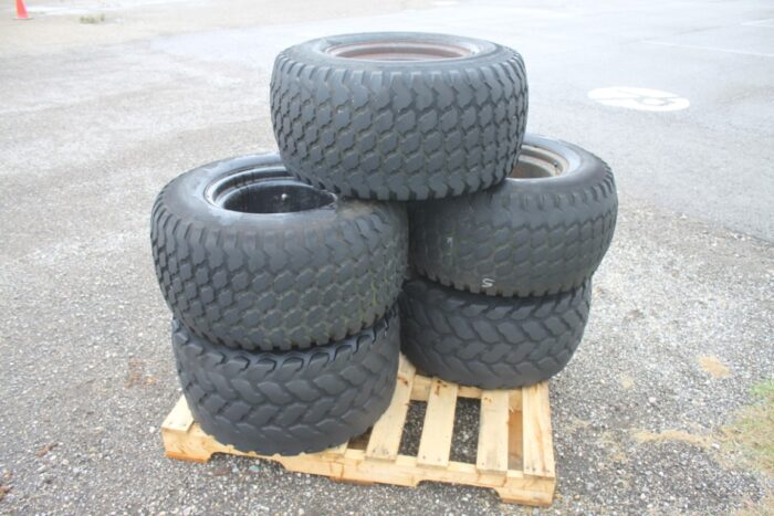 Group of 5 31x13.50-15 NHS tires on rims