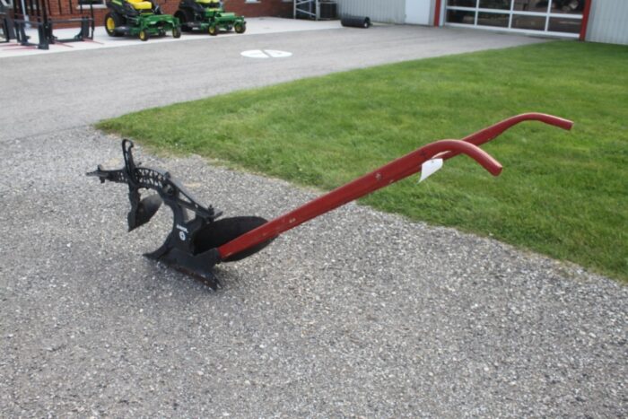 Massey Harris 1 furrow walking plow - Image 4