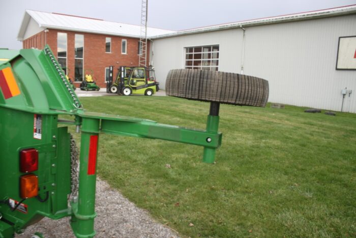 JD FC12E 12', hydraulic folding batwing mower, Demo unit, 2022 model - Image 8