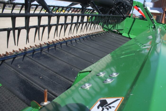 JD RD30F 30' draper flexhead, flip over reel, dual drive knife, low acres - Image 18
