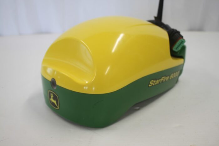 JD StarFire 6000 RTK reveiver, SF3 ready activation, 450 RTK radio - Image 2
