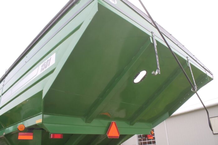 J& M 1501-22T 1500 bu grain cart, 22 inch auger, scales, roll tarp, StormTracker undercarriage - Image 17