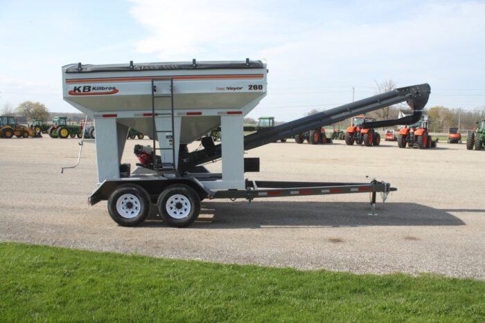 Kilbros 260 seed tender, electric lift-lower winch, 2 function wireless remote, 4-point scale kit - Image 5