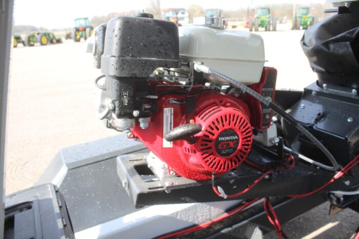 Kilbros 260 seed tender, electric lift-lower winch, 2 function wireless remote, 4-point scale kit - Image 11
