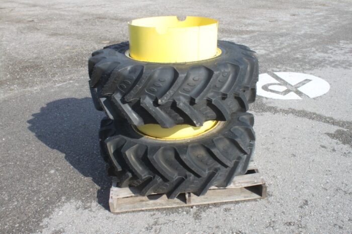 340/85R24 T-rail front duals