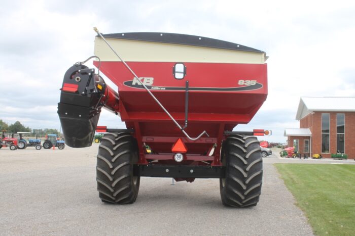 Kilbros 835 grain cart, tarp, hyd. Deflector, scales, 410 Digistar display. - Image 7
