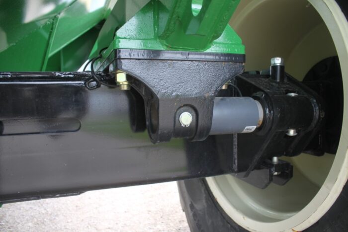 Kilbros 1035 grain cart, tarp, hyd. Deflector, scales, 410 Digistar display. - Image 16