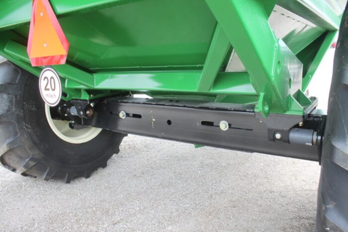 Kilbros 1035 grain cart, tarp, hyd. Deflector, scales, 410 Digistar display. - Image 17