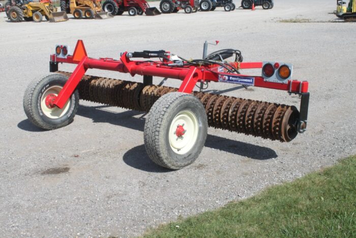 R J 1513 13.5' sprocket packer, hydraulic lift, lights, As New - Image 4