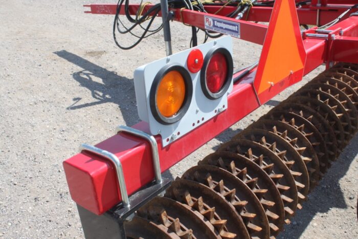 R J 1513 13.5' sprocket packer, hydraulic lift, lights, As New - Image 7