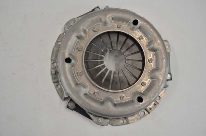 一 Kubota pressure plate and clutch disc - Image 11
