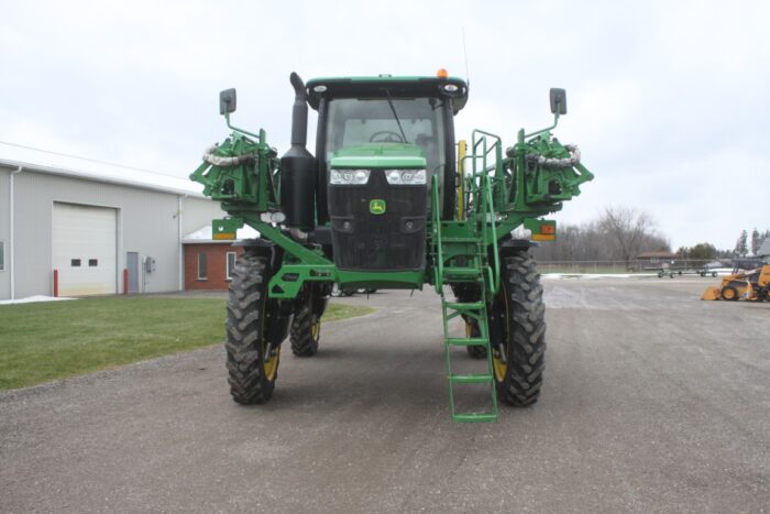 JD R4038 self-propelled sprayer, 100' boom, stainless tank, chemical eductor - Image 3