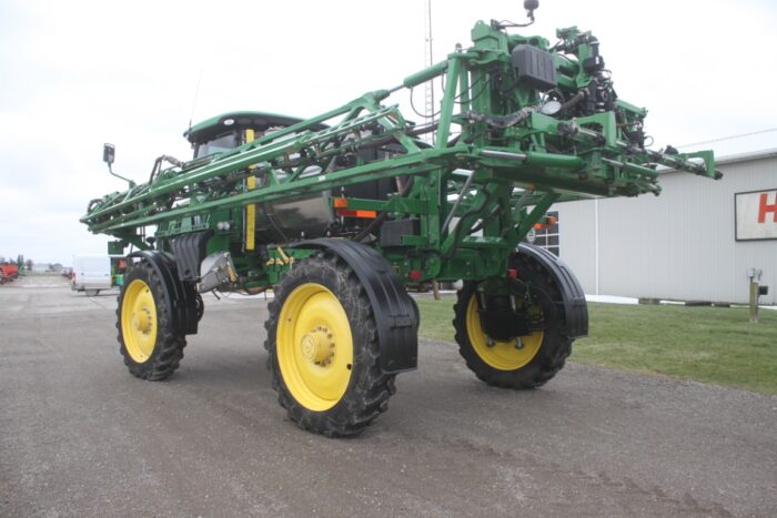 JD R4038 self-propelled sprayer, 100' boom, stainless tank, chemical eductor - Image 8