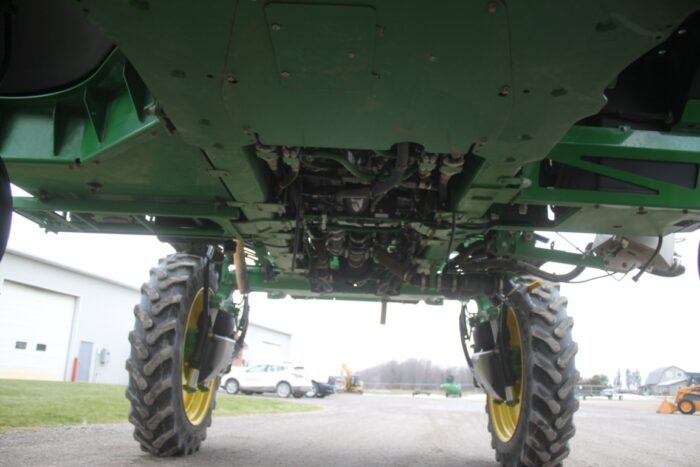 JD R4038 self-propelled sprayer, 100' boom, stainless tank, chemical eductor - Image 22