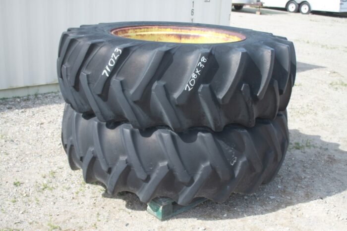 20.8-38 bias 10 bolt axle duals, 18"-38" rims,yellow, 10x13 1/4 bolt circle, 11" pilot - Image 2