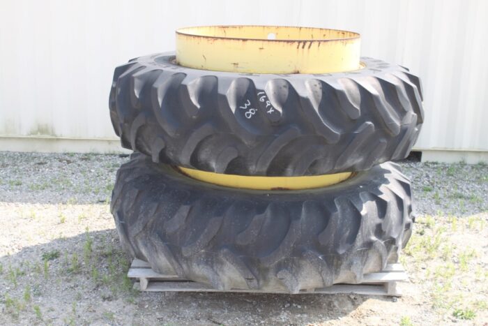 18.4x38 bias T-rail duals, 16"-38" rims, 8" band width, snap on center hub, yellow bolt circle