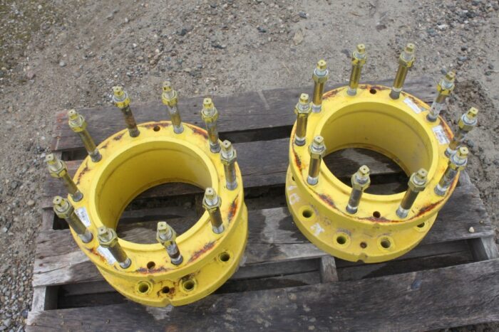 John Deere, yellow spacers for duals - Image 2