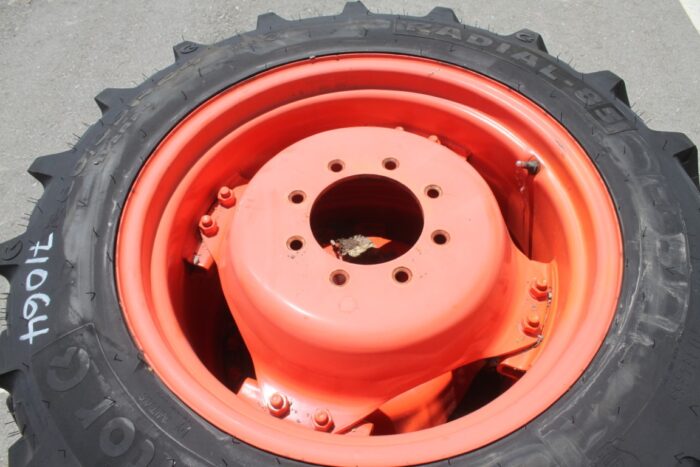 Cultor Pair of 280/85R24 tires on 8 bolt steel Kubota OEM rim, 100% tread, 6"pilot, 8" bolt circle, orange - Image 3