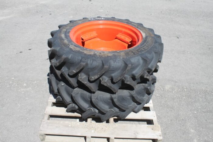 Cultor Pair of 280/85R24 tires on 8 bolt steel Kubota OEM rim, 100% tread, 6"pilot, 8" bolt circle, orange - Image 3