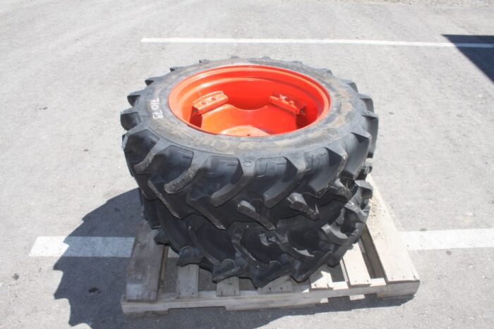 Cultor Pair of 280/85R24 tires on 8 bolt steel Kubota OEM rim, 100% tread, 6"pilot, 8" bolt circle, orange - Image 4