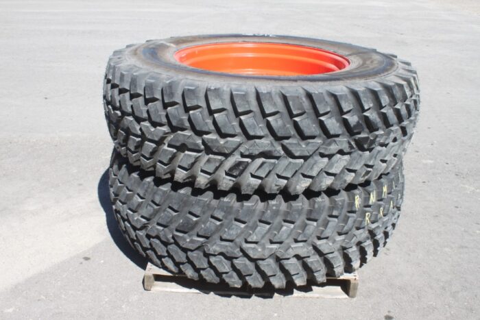 Nokian Pair of 480/80R34 tires on 8 bolt steel Kubota OEM rim, 100% tread, 6"pilot, 8" bolt circle, orange - Image 3