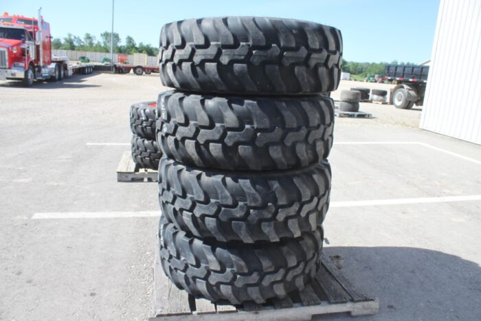 Dunlop Set of 4 365/70R18 tires on 8 bolt steel Kubota OEM rim, 90% tread, 8 3/4"pilot, 10 3/4" bolt circle - Image 2