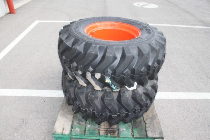 Titan pair of 15x19.5 on Kubota rim, 100% tread - Image 4