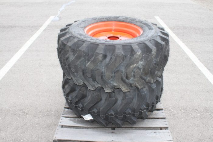 Titan pair of 15x19.5 on Kubota rim, 100% tread - Image 3