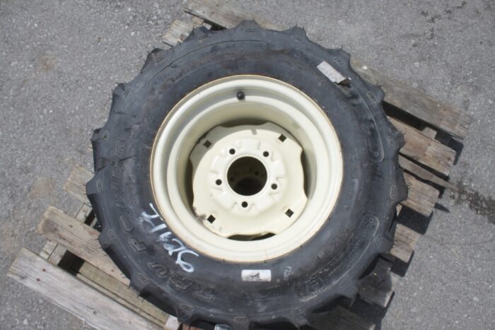 Carlise set of 23x10.50-12 tires on rim, 100% tread - Image 5