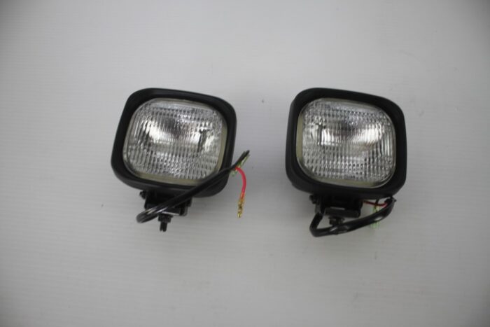 Kubota rear work light kit K3611-92100, part number L9457 - Image 3