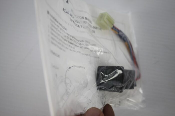 Kubota work light kit (32781-9681-0) for L39 Tractor, part number L8044 - Image 2