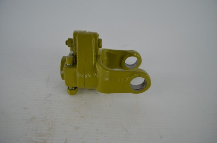 540 shear pin yoke, part number MT6SB2
