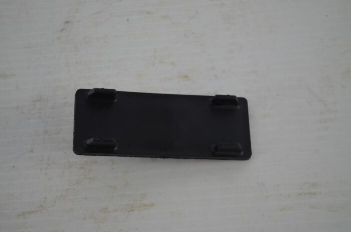 一 Great Plains 1 1/2" wide feeder cup plug, part number 817-200C - Image 3