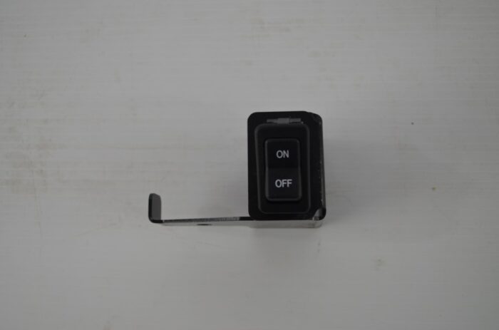 Kubota Z700 LED work light kit, part number K3811-00720 - Image 6