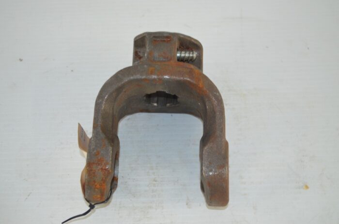 一 540 pto yoke, part number MT8050SB - Image 3
